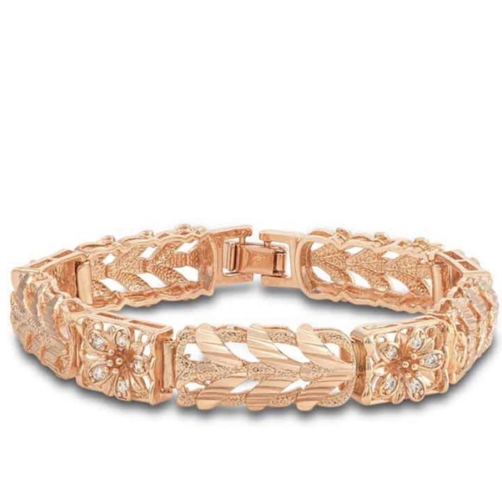 Elegant Gold Bracelet for Women brand new Danberry mint. Copper